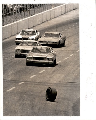 Ga237 1977 original don - 1977, hunter