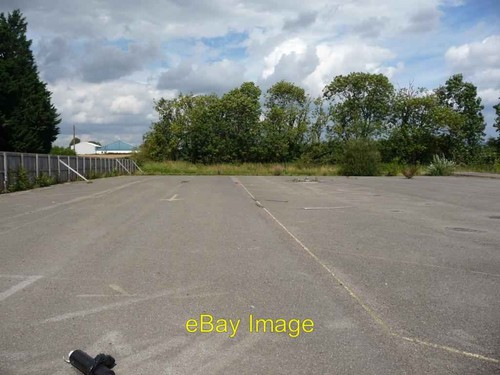 Photo 6x4 abandoned works - photo,